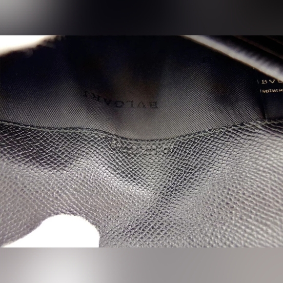BVLGARI Classico Leather Long Wallet - Pristine Preloved Condition - Picture 9 of 12